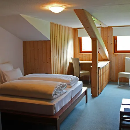 Waldhotel Geländer-2